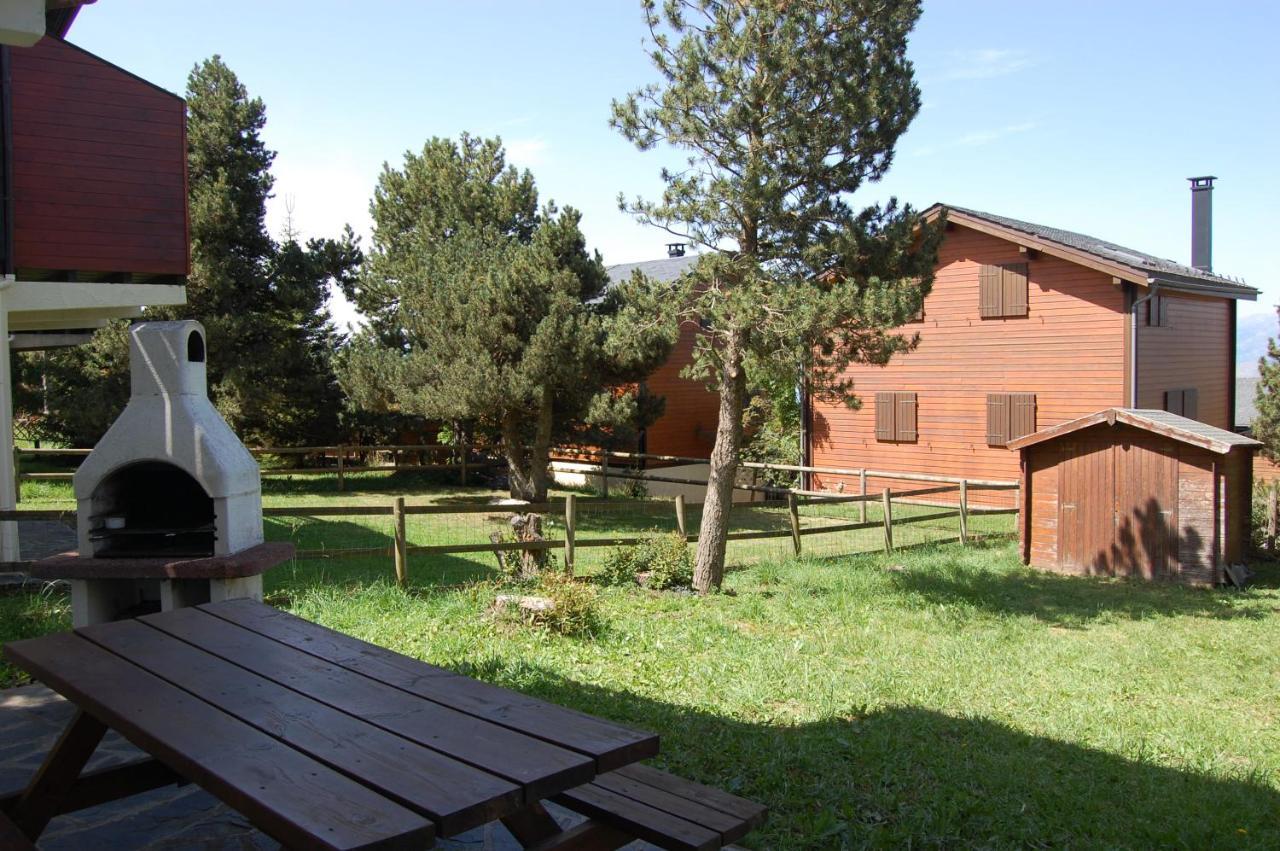 Chalet Individuel Les Sorbiers - 80M2 - Jardin - Barbecue - Wifi - Netflix - Ski & Randonnee - Pyrenees Catalanes Francaises - Eyne Luaran gambar