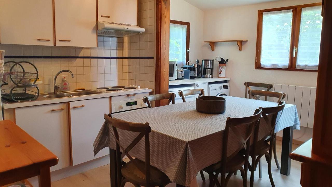 Chalet Individuel Les Sorbiers - 80M2 - Jardin - Barbecue - Wifi - Netflix - Ski & Randonnee - Pyrenees Catalanes Francaises - Eyne Luaran gambar
